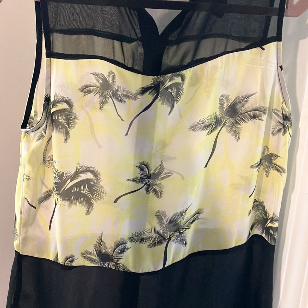 Flowy Tank Top - Picture 5 of 5